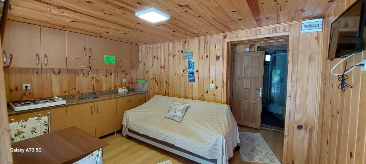 Гостьовий будинок Esperanza Apart & Pension Айдер-Яйласи Екстер'єр фото